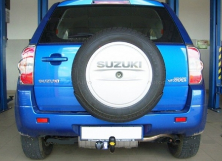 Carlig remorcare Suzuki Grand Vitara 3 usi dupa 2005 marca Autohak [2]