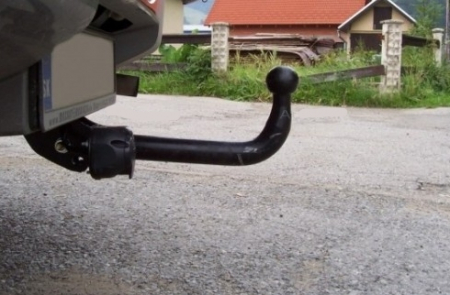 Carlig remorcare Suzuki Grand Vitara 5 usi dupa 2005 marca Autohak [4]