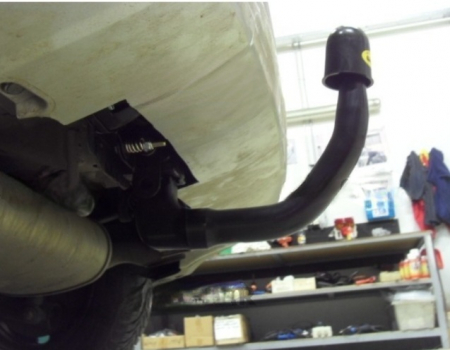 Carlig remorcare Suzuki SX4 3/5 usi tractiune fata 2006 - 2014 demontabil automat cu maneta marca Autohak [2]