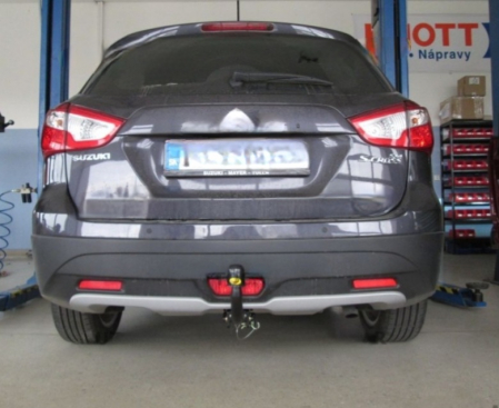 Carlig remorcare Suzuki SX4 S-Cross dupa 2013 demontabil automat cu maneta marca Autohak [2]