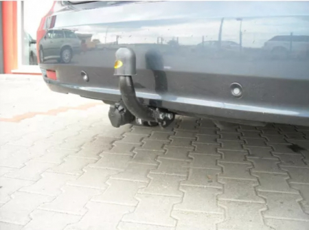 Carlig remorcare Toyota Avensis berlina dupa 2009 marca Autohak [7]