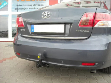Carlig remorcare Toyota Avensis berlina dupa 2009 marca Autohak [8]