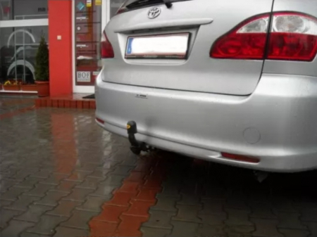 Carlig remorcare Toyota Avensis Verso 5 usi 2001-2006 marca Autohak [3]