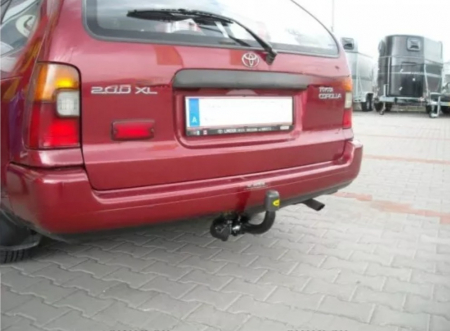 Carlig remorcare Toyota Corolla combi 1992-1997 marca Autohak [1]