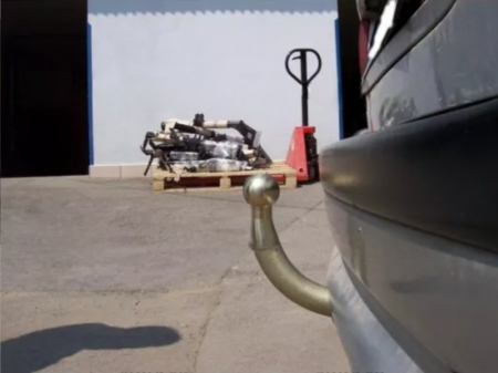 Carlig remorcare Toyota Corolla combi 1997 - 2001 demontabil automat cu maneta marca Autohak [5]