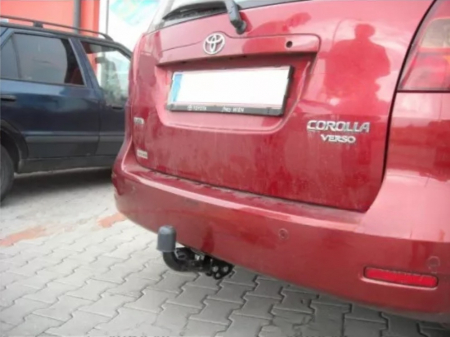Carlig remorcare Toyota Corolla Verso 2002-2004 marca Autohak [3]