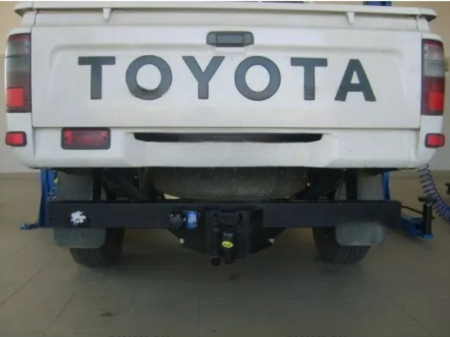 Carlig remorcare Toyota Hilux pick-up fara treapta 1997-2004 marca Autohak [2]