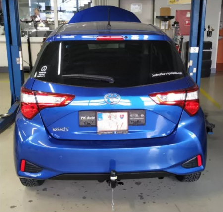 Carlig remorcare Toyota Yaris 3/5 usi dupa 2014 demontabil automat cu maneta marca Autohak [1]