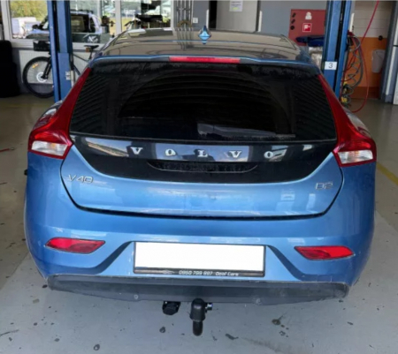 Carlig remorcare Volvo V40 5 usi dupa 2012 demontabil automat vertical marca Autohak [9]