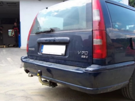 Carlig remorcare Volvo V70 combi 1997 - 2000 demontabil automat cu maneta marca Autohak [4]