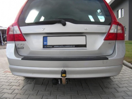 Carlig remorcare Volvo V70 combi dupa 2007 demontabil automat cu maneta marca Autohak [2]
