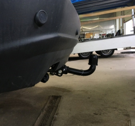Carlig remorcare Volvo XC90 2002 - 04/2015 demontabil automat cu maneta marca Autohak [6]