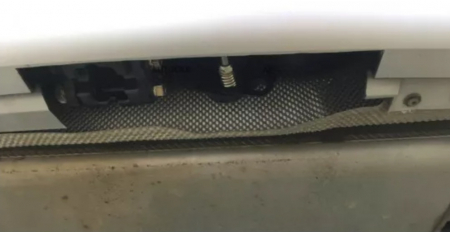 Carlig remorcare Volvo XC90 dupa 05/2015 demontabil automat vertical marca Autohak [9]