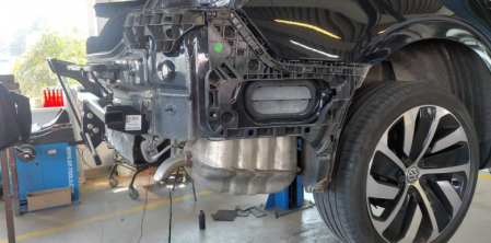 Carlig remorcare VW Arteon dupa 2017 demontabil automat vertical marca Autohak [8]