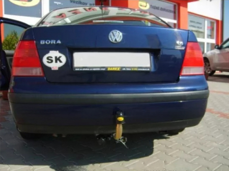Carlig remorcare Vw Bora 1998 - 2005 demontabil automat cu maneta marca Autohak [2]