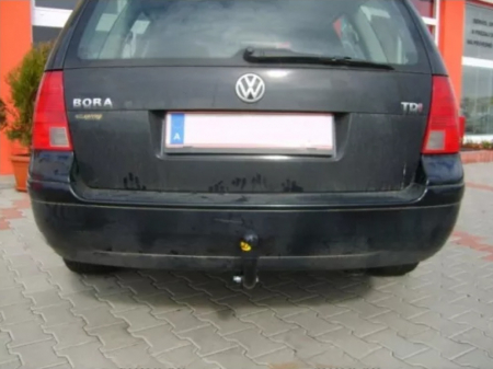 Carlig remorcare VW Bora 1998 - 2005 marca Autohak [6]