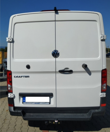 Carlig remorcare VW Crafter van cu treapta fabricat dupa 2017 marca Autohak [1]
