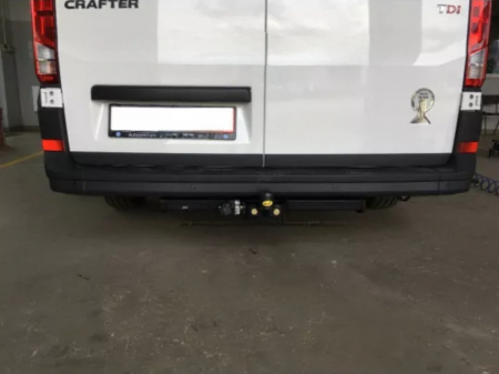 Carlig remorcare VW Crafter van fabricat dupa 2017 marca Autohak [1]