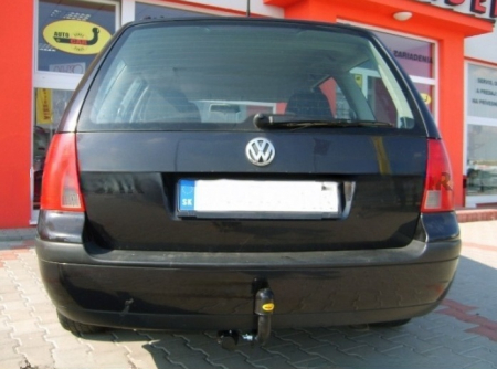 Carlig remorcare Vw Golf 4 combi 1997-2003 marca Autohak [2]