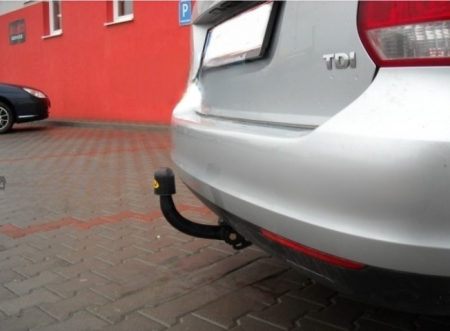 Carlig remorcare Vw Golf 5 Variant dupa 2007 marca Autohak [6]