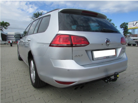 Carlig remorcare VW Golf 7 combi 2013-2018 demontabil cu maneta marca Autohak [2]