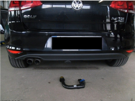 Carlig remorcare VW Golf 7 hatchback 2012-2018 demontabil vertical marca Autohak [9]