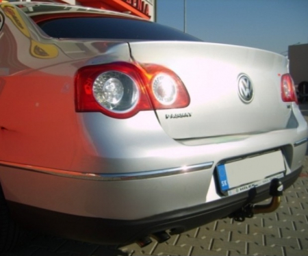 Carlig remorcare VW Passat B6 2005 - 2010 demontabil automat cu maneta marca Autohak [3]