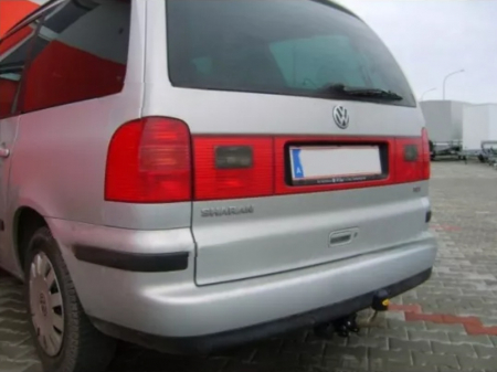 Carlig remorcare VW Sharan 2000 - 2010 demantabil cu maneta marca Autohak [1]