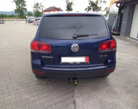 Carlig remorcare VW Touareg 2003 - 2018 demontabil automat cu maneta marca Autohak [5]