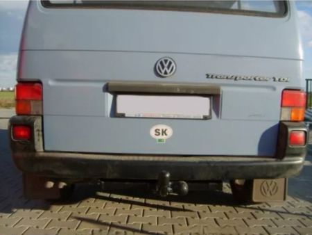 Carlig remorcare VW Transporter T4 van 1996 - 2003 marca Autohak [4]