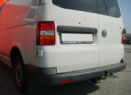 Carlig remorcare VW Transporter T5 van 2003 - 2015 demontabil automat cu maneta marca Autohak [9]