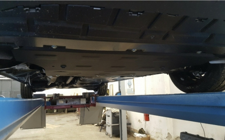 Scut-motor-cutie-viteze-radiator-integral-aluminiu-Mercedes-Vito-W447-2020-prezent-Karmaster [6]