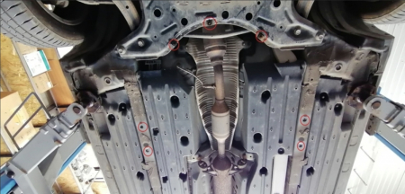 Scut Metalic Antifurt Catalizator Toyota Prius 2003 - 2009, Oțel 2mm - Protecție Completă și Montaj OEM [3]