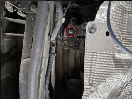 Scut Metalic Anti-Furt Catalizator Nissan NV300 (2022+) [5]