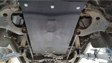 Scut-Metal-Cutie-Viteze-Nissan-Navara-D22-1997-2004-Karmaster-00116 [3]