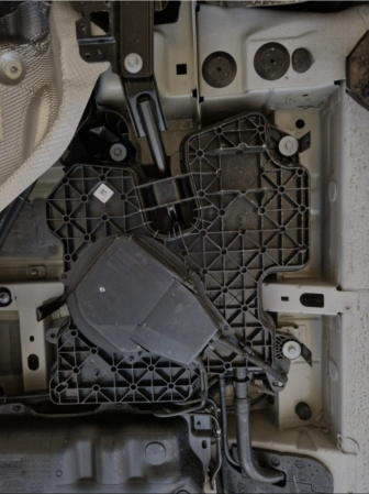 Scut metalic protecție rezervor AdBlue Opel Zafira Life 2020-prezent [3]