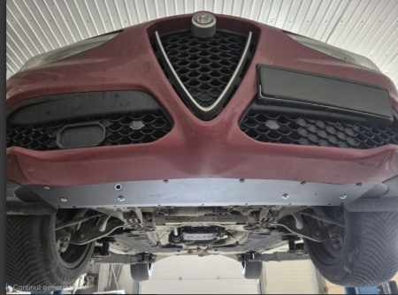 Scut motor metalic Alfa Romeo Stelvio 2016 - prezent model 1 [7]