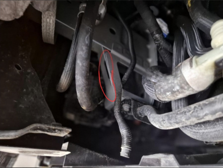 Scut motor metalic Renault Trafic 2022 - prezent [8]