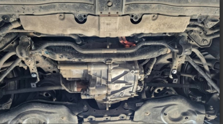 Scut-Motor-Metal-Spate-Tesla-Model-Y-AWD-2020-2023-Karmaster [4]