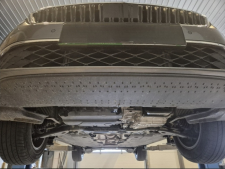 Scut Motor Metalic VW T-Roc Cutie Manuală (2017 - 2026) – Protecție Profesională 2mm [8]