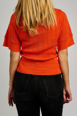 Top Orange Outlet [2]