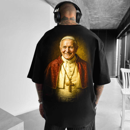 Religious - Tricou Negru Oversize Elderly Pope Portrait