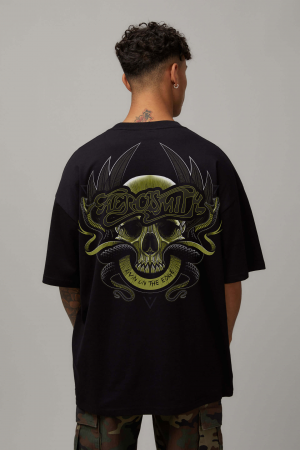 Rock - Tricou Negru Oversize Livin On The Edge