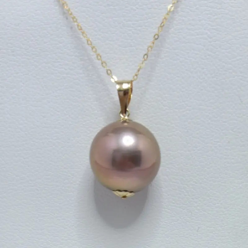 Necklace with Pendant featuring Lavender Edison Pearl, AAA Quality, Rare Giant Pearl of 12 – 12.5 mm and Yellow Gold [3]