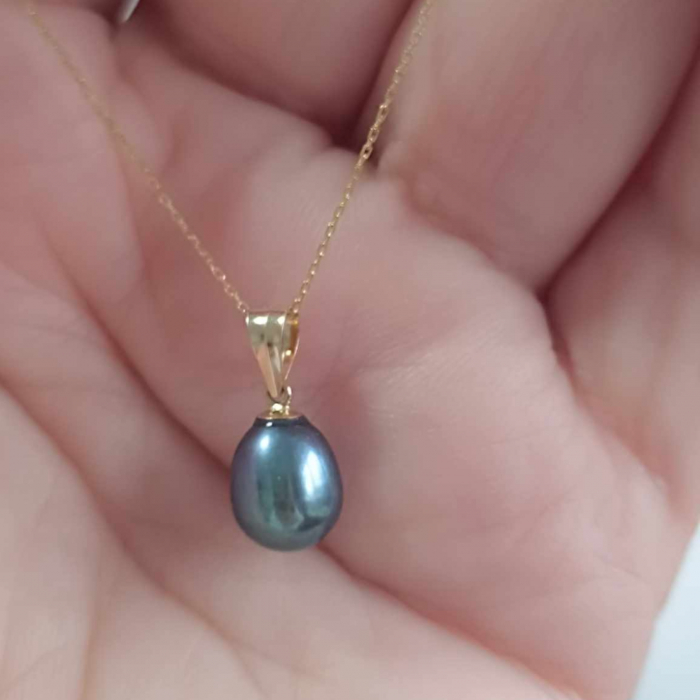 Igazgyöngy nyaklánc sárga arany medállal és fekete gyönggyel (8/6 mm), 14K (585 arany) [2]