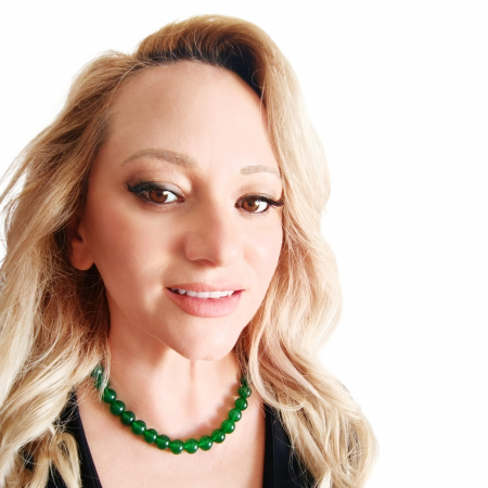 kaskadda-green-malaysian-jade-necklace-12mm-14k-gold-clasp-kaskadda [5]