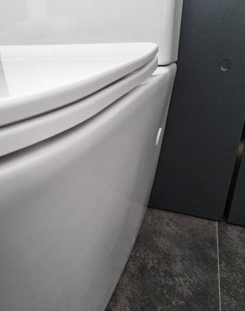Vas WC pe pardoseală cu evacuare în perete [5]