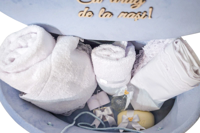 Trusou botez albastru cu ursulet si lumanare [4]