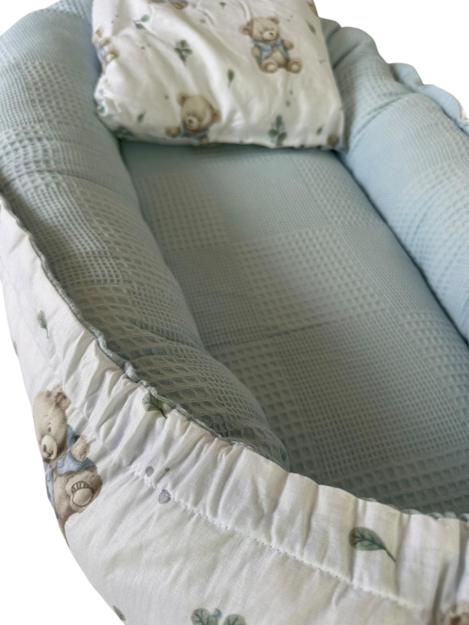 Baby Nest Reversibil Teddy Blue Mint cu Pernă pentru Bebeluși [5]