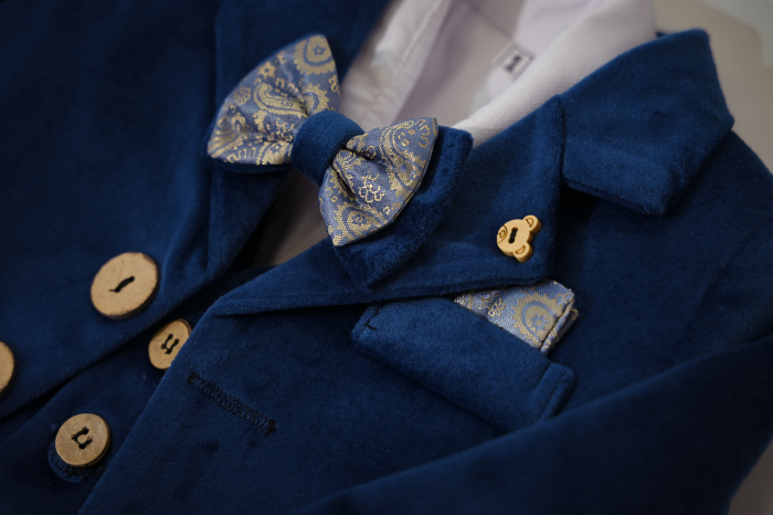 Costum botez albastru din catifea Razvan [6]